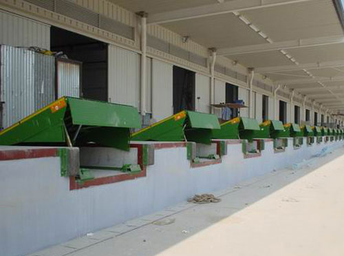 沈陽物流園專用登車橋